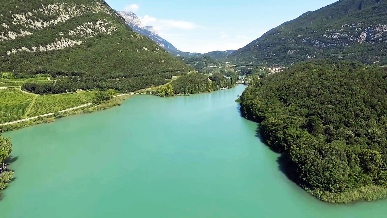 Albergo Miralaghi Padergnone Bagian luar foto